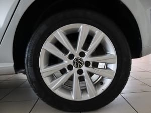Volkswagen Polo Vivo hatch 1.4 Trendline - Image 23
