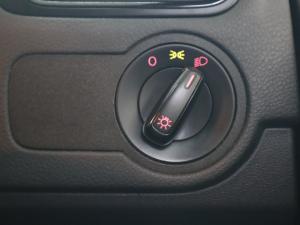Volkswagen Polo Vivo hatch 1.4 Trendline - Image 25