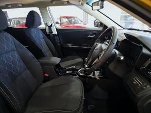 Mahindra XUV 3XO 1.2T AX5 manual - Image 20