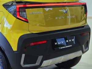 Mahindra XUV 3XO 1.2T AX5 manual - Image 3