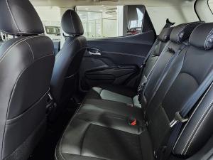 Mahindra XUV 3XO 1.2T AX7L - Image 15