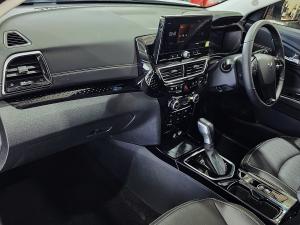 Mahindra XUV 3XO 1.2T AX7L - Image 23