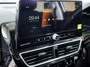 Mahindra XUV 3XO 1.2T AX7L - Image 7