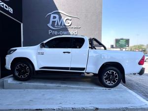 Toyota Hilux 2.8GD-6 Xtra cab Legend 50 - Image 4