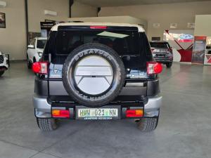 Toyota FJ Cruiser FJ Cruiser - Image 6