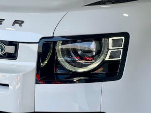 Land Rover Defender 110 D300 X-Dynamic HSE - Image 6