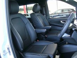 Mercedes-Benz V-Class V300d Exclusive - Image 18