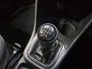 Volkswagen Polo Vivo hatch 1.4 Comfortline - Image 8