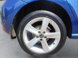 Volkswagen Polo Vivo hatch 1.4 Comfortline - Image 10