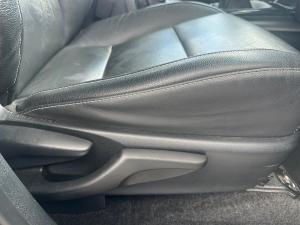 Toyota Fortuner 2.4GD-6 manual - Image 17