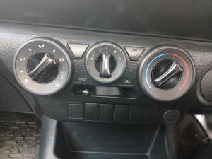 Toyota Hilux 2.0 single cab S (aircon) - Image 11