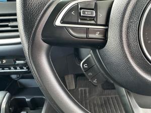 Toyota Starlet 1.5 XS auto - Image 9