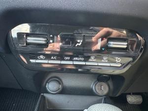 Toyota Starlet 1.5 XS auto - Image 13