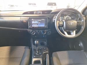 Toyota Hilux 2.4GD-6 double cab 4x4 Raider auto - Image 6