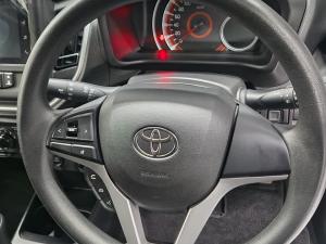 Toyota Vitz 1.0 XR manual - Image 8