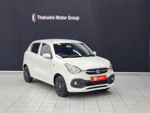 Toyota Vitz 1.0 XR manual - Image 1