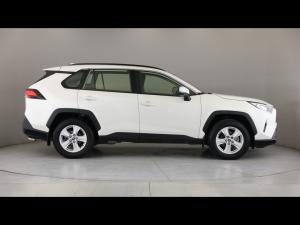 Toyota RAV4 2.0 GX - Image 3