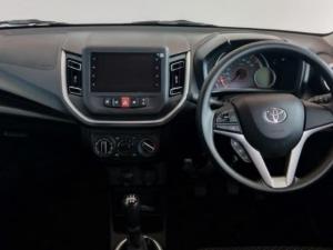 Toyota Vitz 1.0 XR manual - Image 6