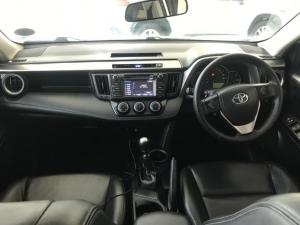 Toyota RAV4 2.0 GX - Image 6