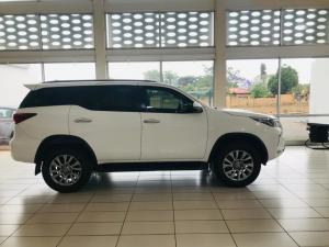 Toyota Fortuner 2.8GD-6 Raised Body automatic - Image 3