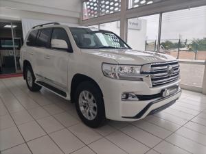 Toyota Land Cruiser 200 V8 4.5D VX-R automatic - Image 1