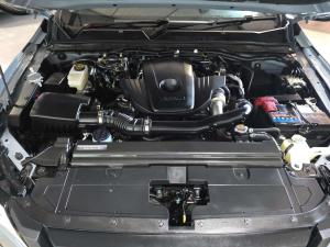 Nissan Navara 2.5DDTI PRO-4X 4X4 automatic D/C - Image 16
