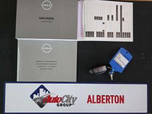 Nissan Navara 2.5DDTI PRO-4X 4X4 automatic D/C - Image 17
