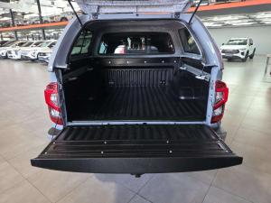 Nissan Navara 2.5DDTI PRO-4X 4X4 automatic D/C - Image 9
