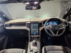 Volkswagen Amarok 3.0TDI V6 double cab Aventura 4Motion - Image 8