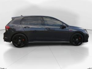 Volkswagen Golf GTI - Image 8