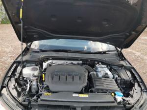 Volkswagen Golf GTI - Image 9