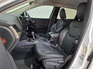 Jeep Cherokee 2.4L Longitude - Image 7