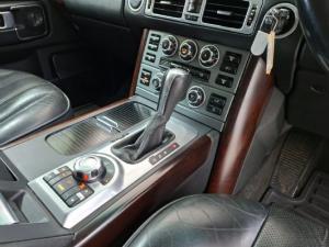 Land Rover Range Rover TDV8 Vogue - Image 13
