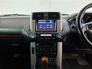 Toyota Land Cruiser Prado 3.0DT VX - Image 13