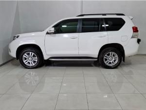 Toyota Land Cruiser Prado 3.0DT VX - Image 2