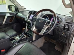 Toyota Land Cruiser Prado 3.0DT VX - Image 6