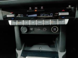 Mitsubishi Triton 2.4DI-D double cab GLS 4x4 auto - Image 9