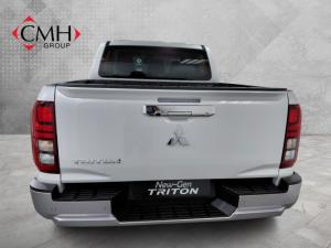 Mitsubishi Triton 2.4DI-D double cab GLS 4x4 auto - Image 4