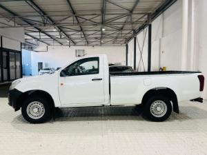 Isuzu D-Max Gen 6 250c single cab Fleetside - Image 2