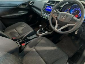 Honda WR-V 1.2 Comfort - Image 8