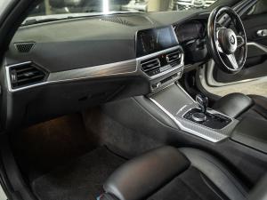 BMW 3 Series 320i M Sport - Image 30