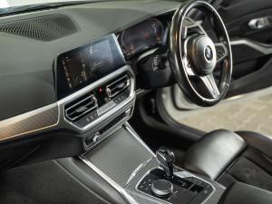 BMW 3 Series 320i M Sport - Image 32