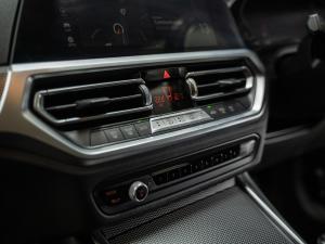BMW 3 Series 320i M Sport - Image 33