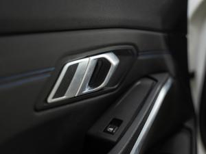 BMW 3 Series 320i M Sport - Image 36