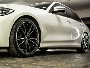BMW 3 Series 320i M Sport - Image 6