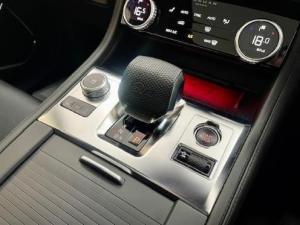 Jaguar F-Pace SVR - Image 9