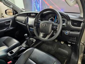 Toyota Fortuner 2.4GD-6 manual - Image 5