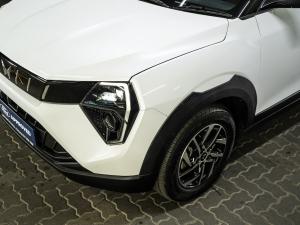 Mahindra XUV 3XO 1.2T AX5 manual - Image 12