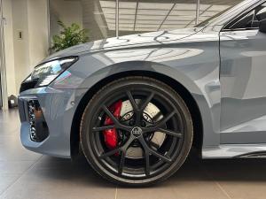Audi RS3 Sportback quattro - Image 10