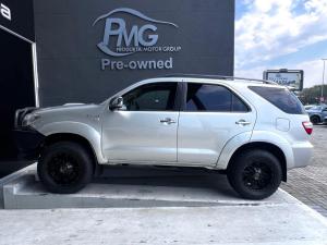 Toyota Fortuner 3.0D-4D 4x4 - Image 4